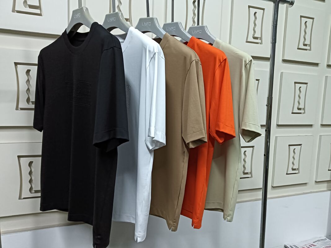 Επαγγελματίας κατασκευαστής OEM/ODM Προσαρμοσμένο προσωπικό ρούχο δρόμου T-shirt υπερμεγέθους T-shirt για άνδρες